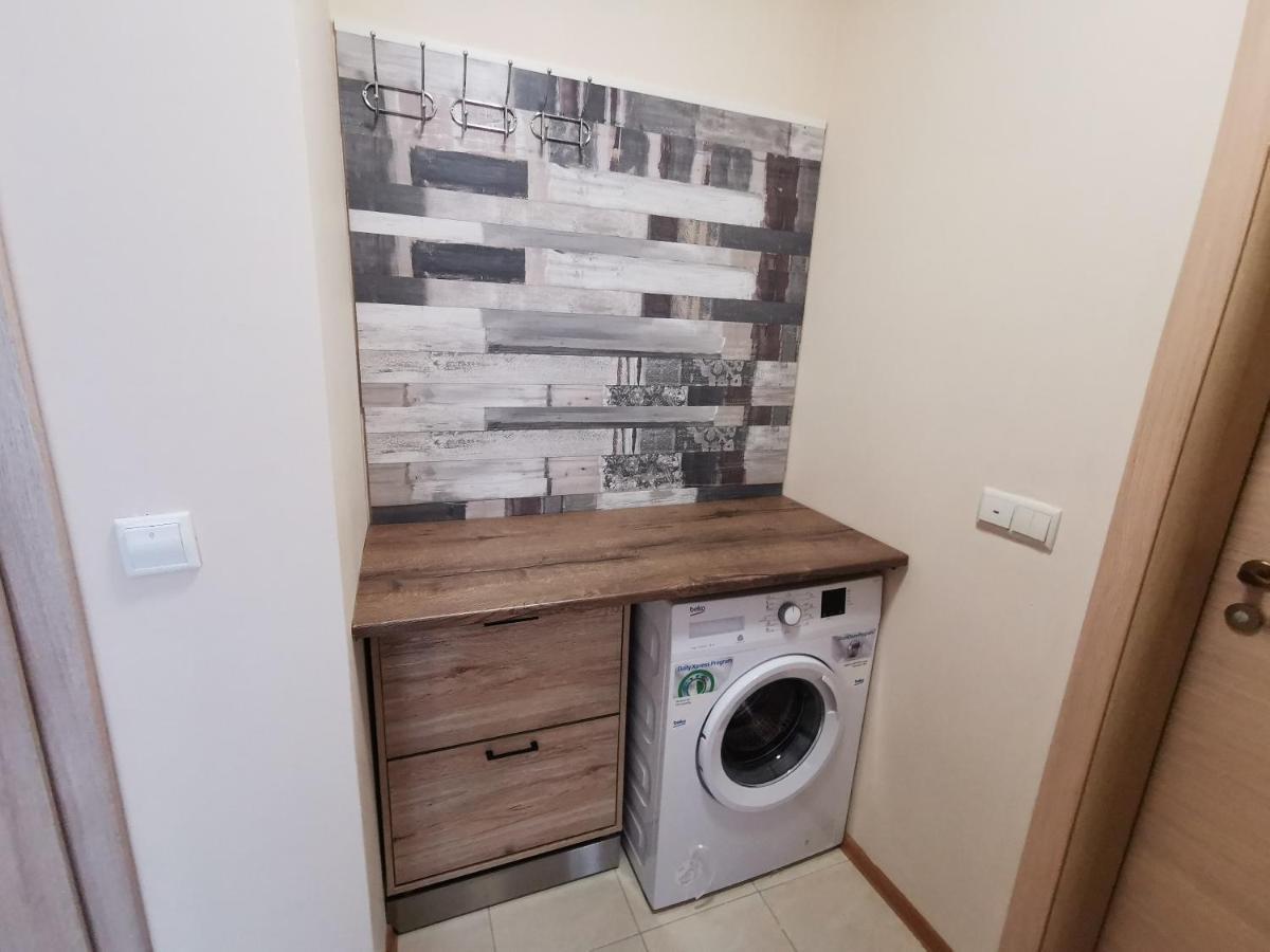 Къмпинг Градина - Апартамент С Две Спални В К-С Черноморска Звезда Apartment Chernomorets Luaran gambar